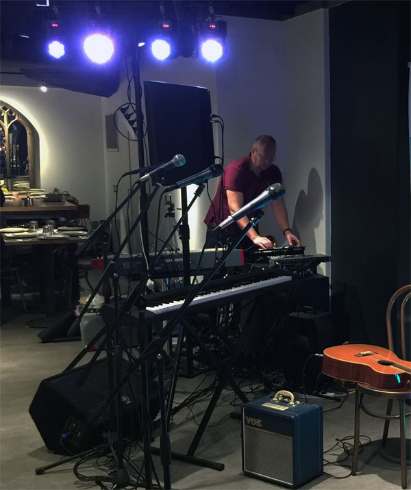 Tips for Lighting a Band, Vocalist or Performance - Element ICT